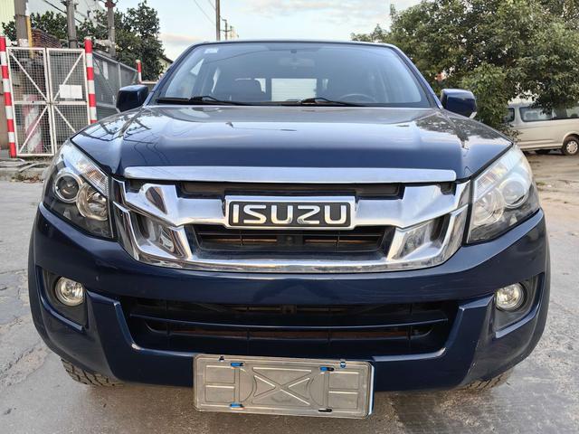 Isuzu Suzutaku