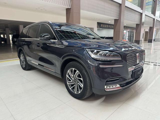 Lincoln Aviator