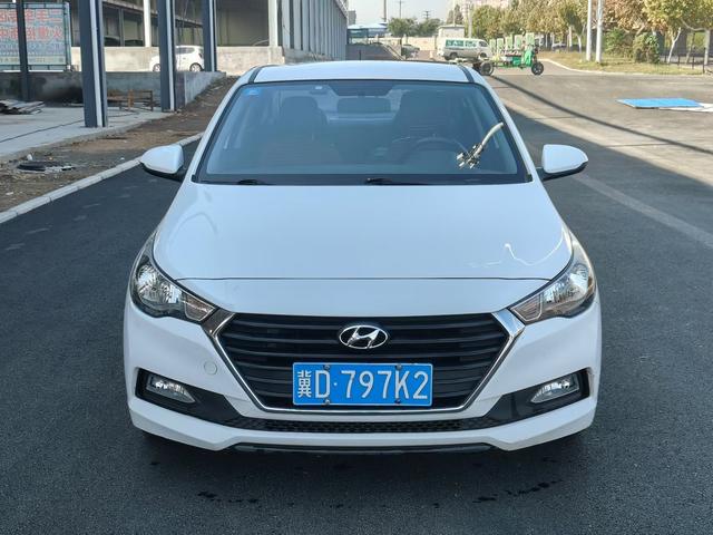 Hyundai Accept