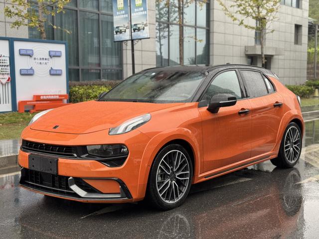 Lynk & Co 02 Hatchback