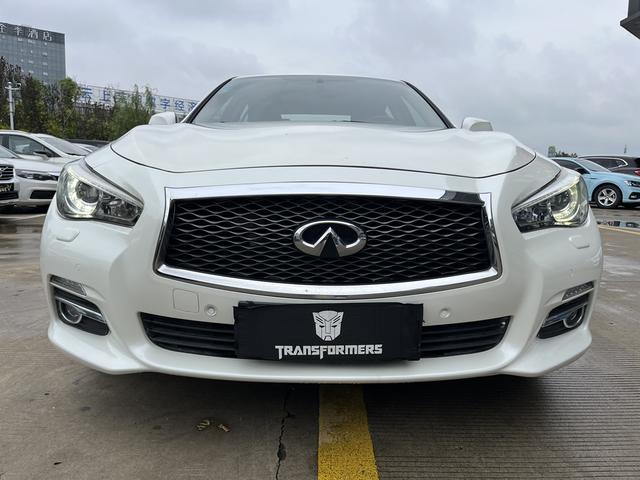 Infiniti Q50L