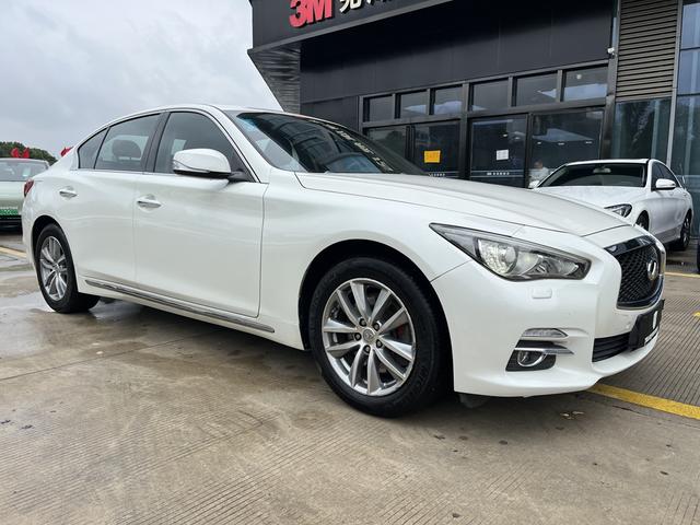 Infiniti Q50L