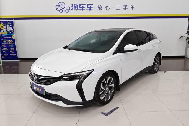 Buick Weilan 6 PHEV