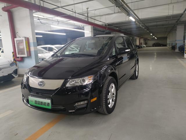 BYD e6