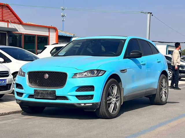 Jaguar F-PACE