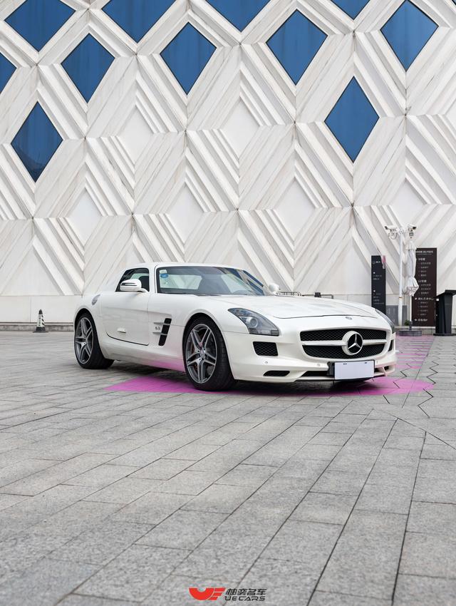 Mercedes-Benz SLS-Class AMG