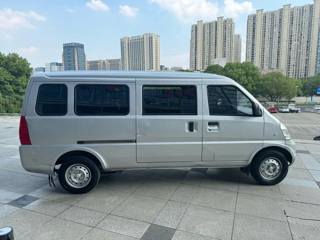 Wuling Rongguang EV