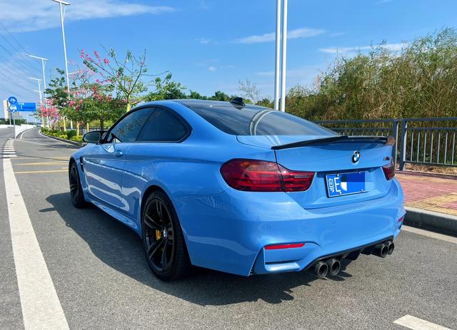 BMW M4