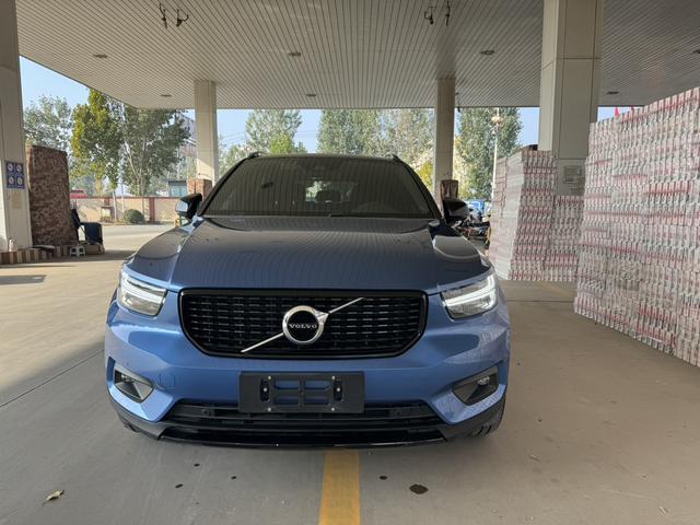 Volvo XC40