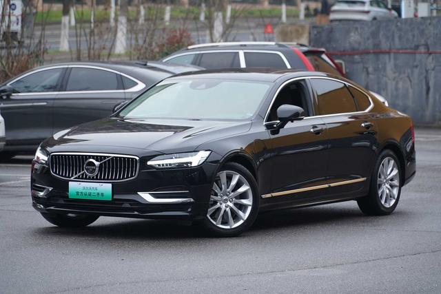 Volvo S90 PHEV