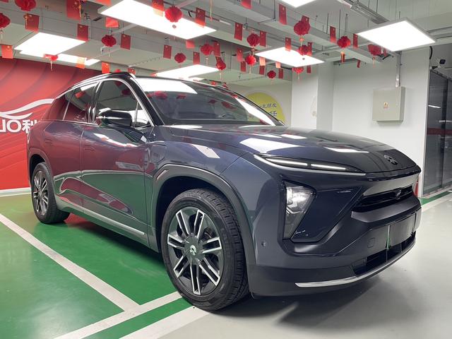 NIO ES6