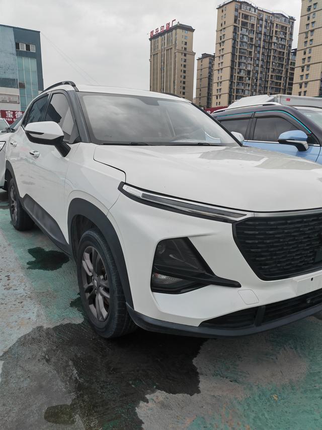 Baojun RS-3