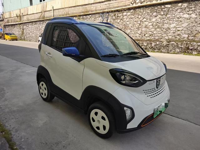 Baojun E100