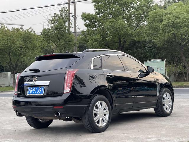 Cadillac SRX