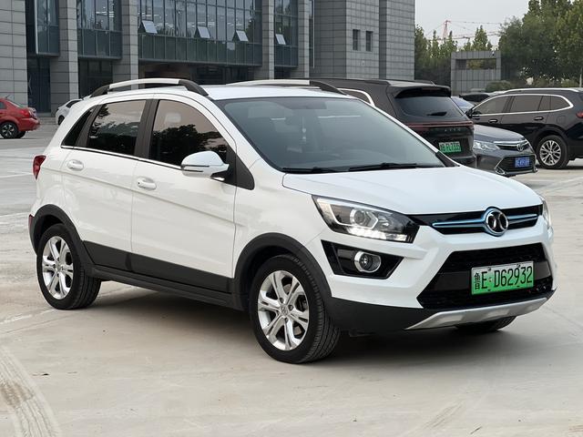 BAIC New Energy EX