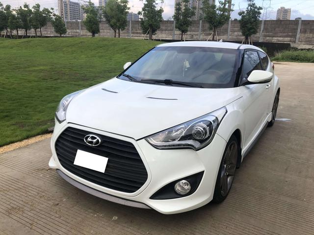 Hyundai Veloster