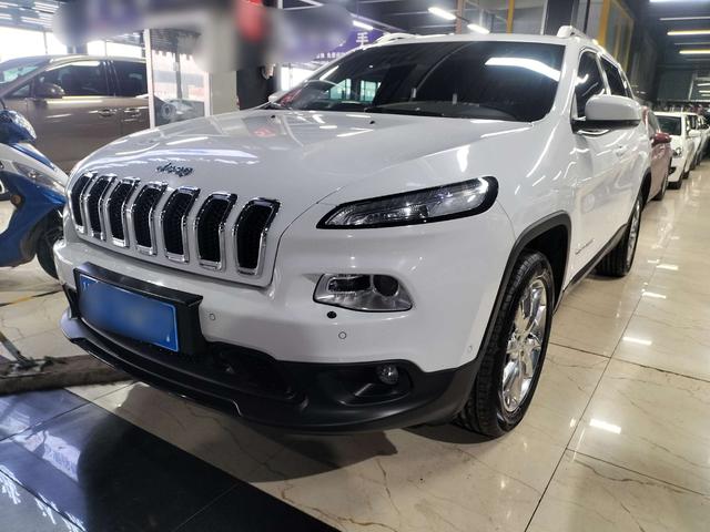 Jeep Free light (imported)