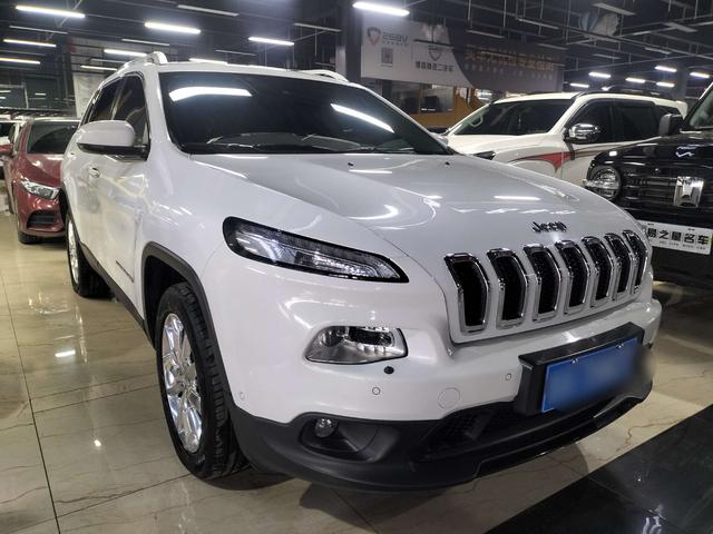 Jeep Free light (imported)