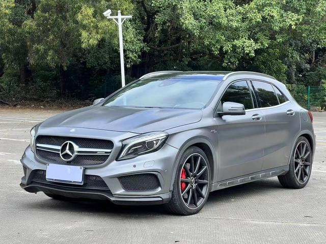 Mercedes-Benz GLA AMG