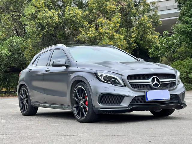 Mercedes-Benz GLA AMG