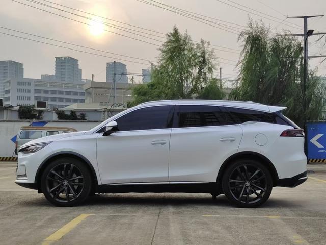 BYD Tang EV