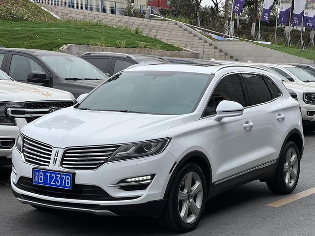 Lincoln MKC