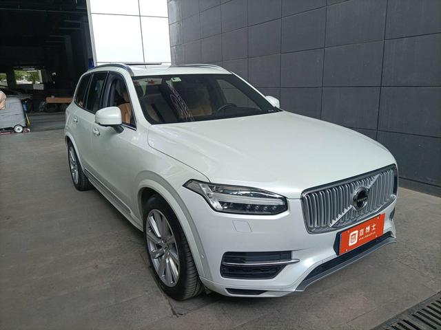 Volvo XC90 PHEV