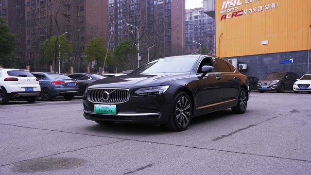 Volvo S90 PHEV