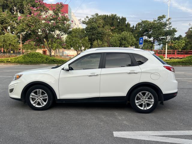 GAC Trumpchi GS5