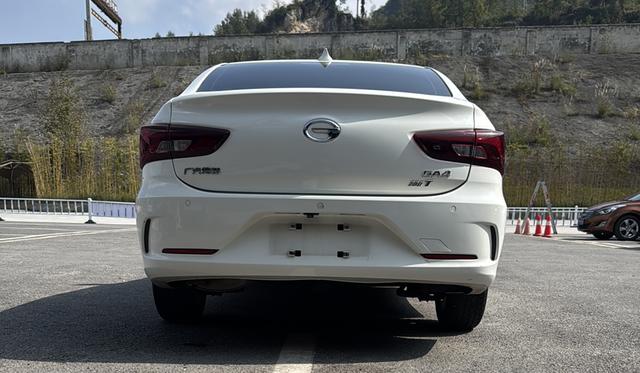 GAC Trumpchi GA4