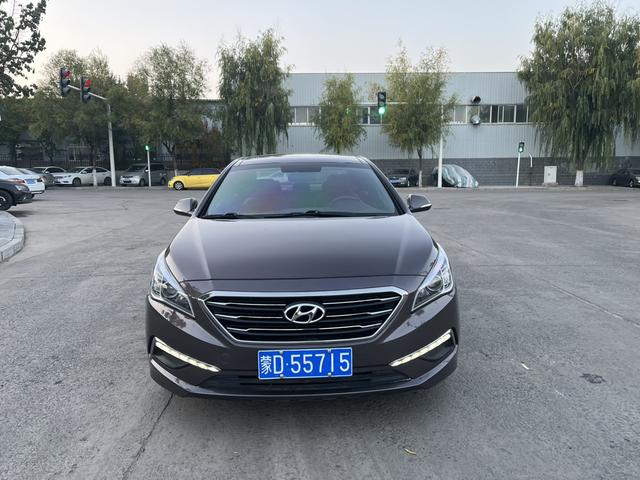 Hyundai Sonata nine