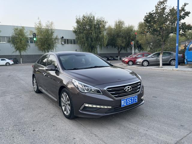 Hyundai Sonata nine