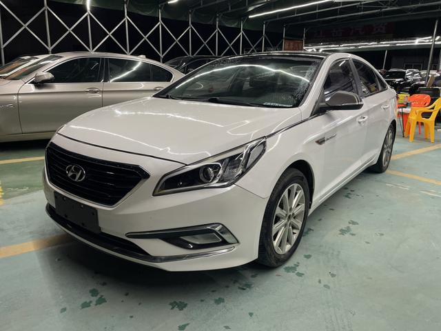 Hyundai Sonata nine