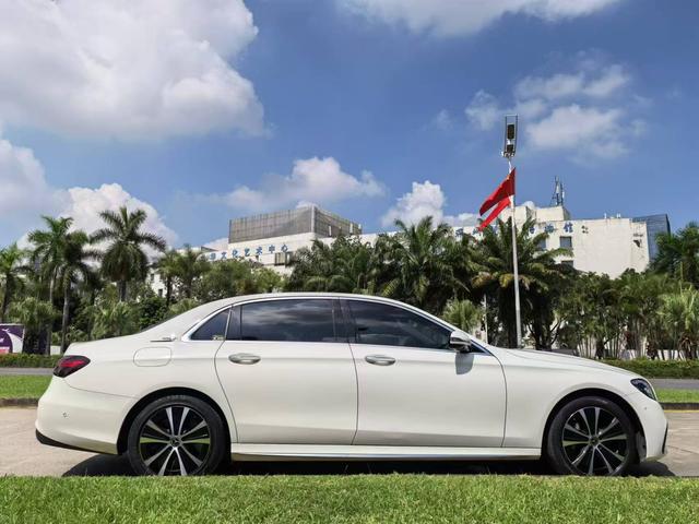 Mercedes-Benz E-Class PHEV