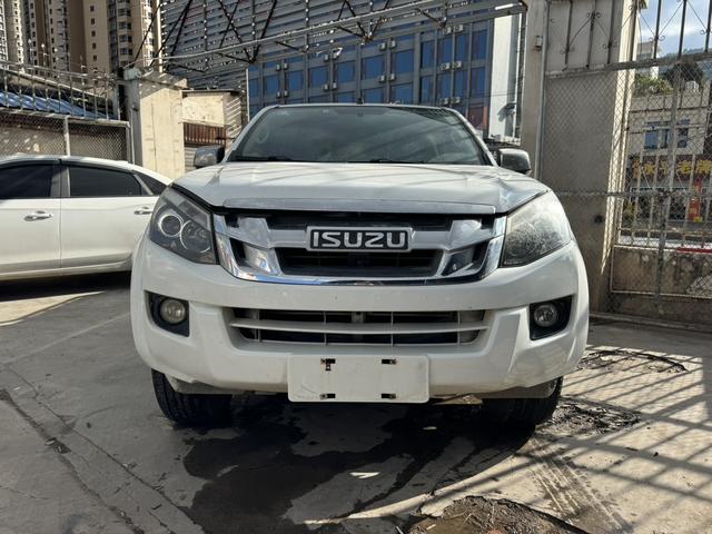 Isuzu D-MAX