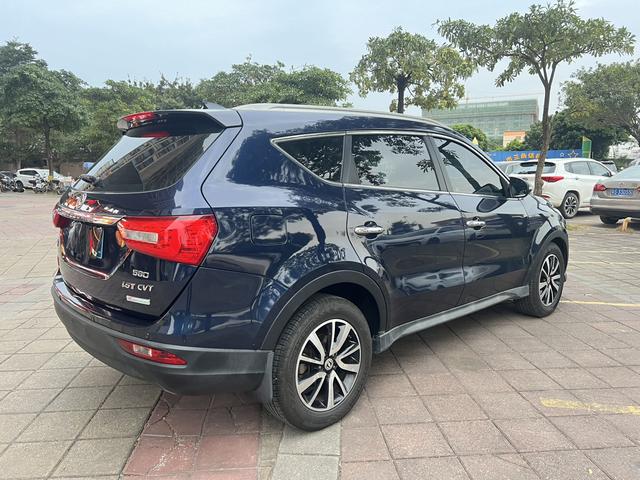 Dongfeng Fengon 580