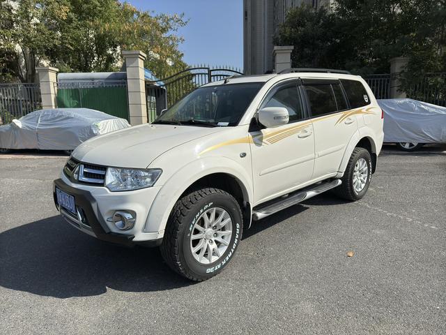 Mitsubishi Pajero Jinchang