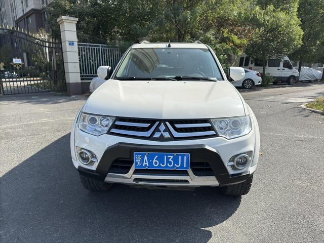 Mitsubishi Pajero Jinchang