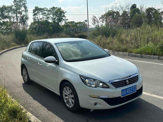 Peugeot 308S