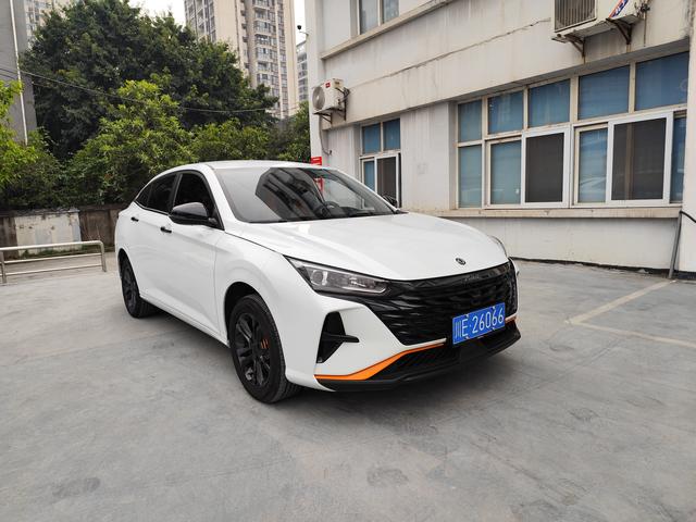 Dongfeng Yixuan