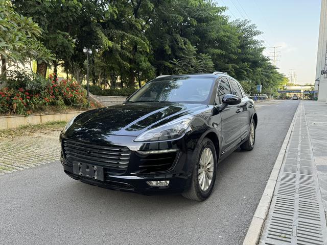 Zotye SR9