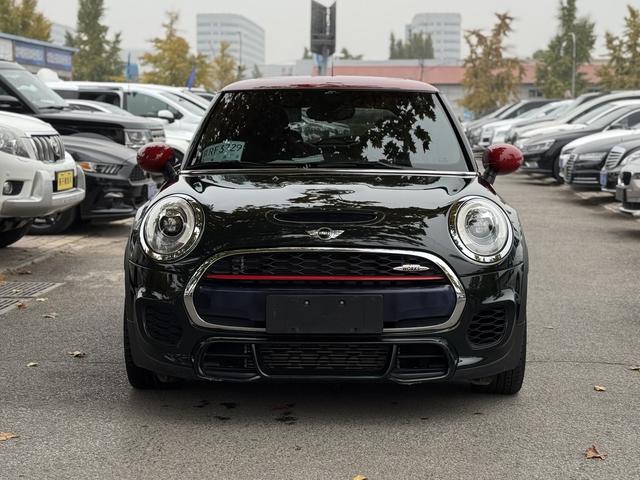 MINI JCW