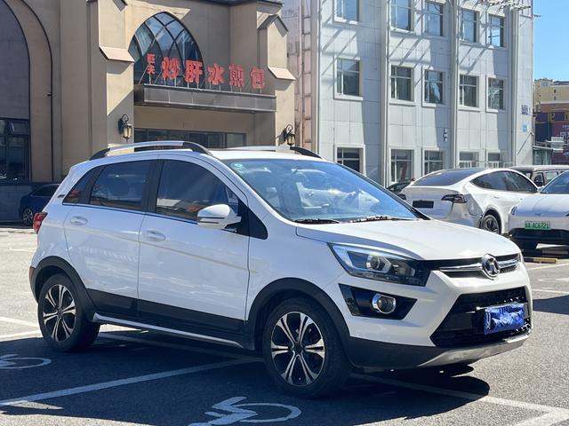 BAIC Shenbao X25