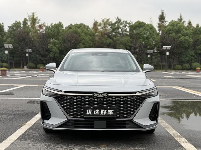 Chery Fengyun A8