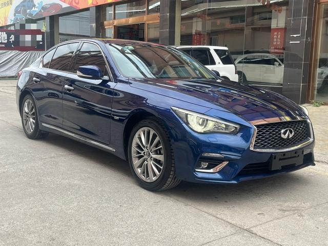 Infiniti Q50L