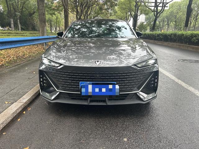 Changan UNI-V