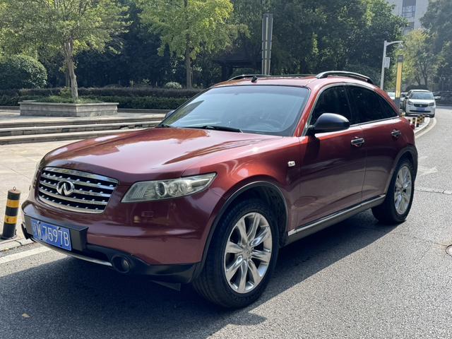 Infiniti FX