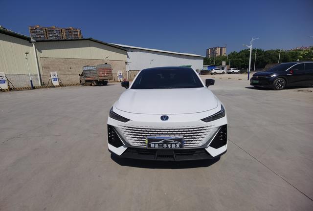 Changan UNI-V