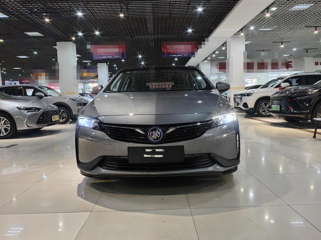 Buick Weilan 6 PHEV