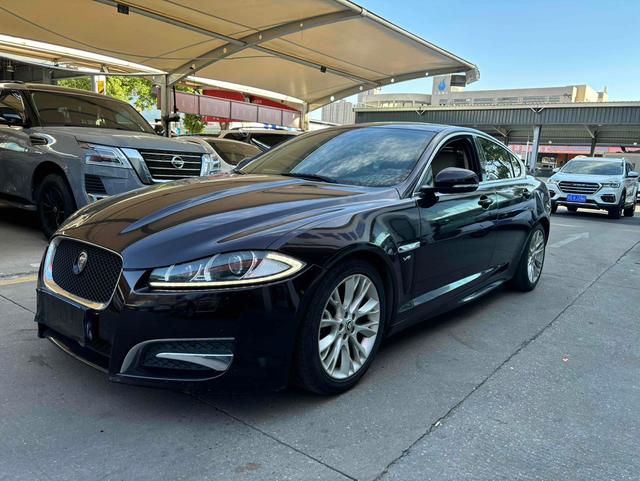 Jaguar XF